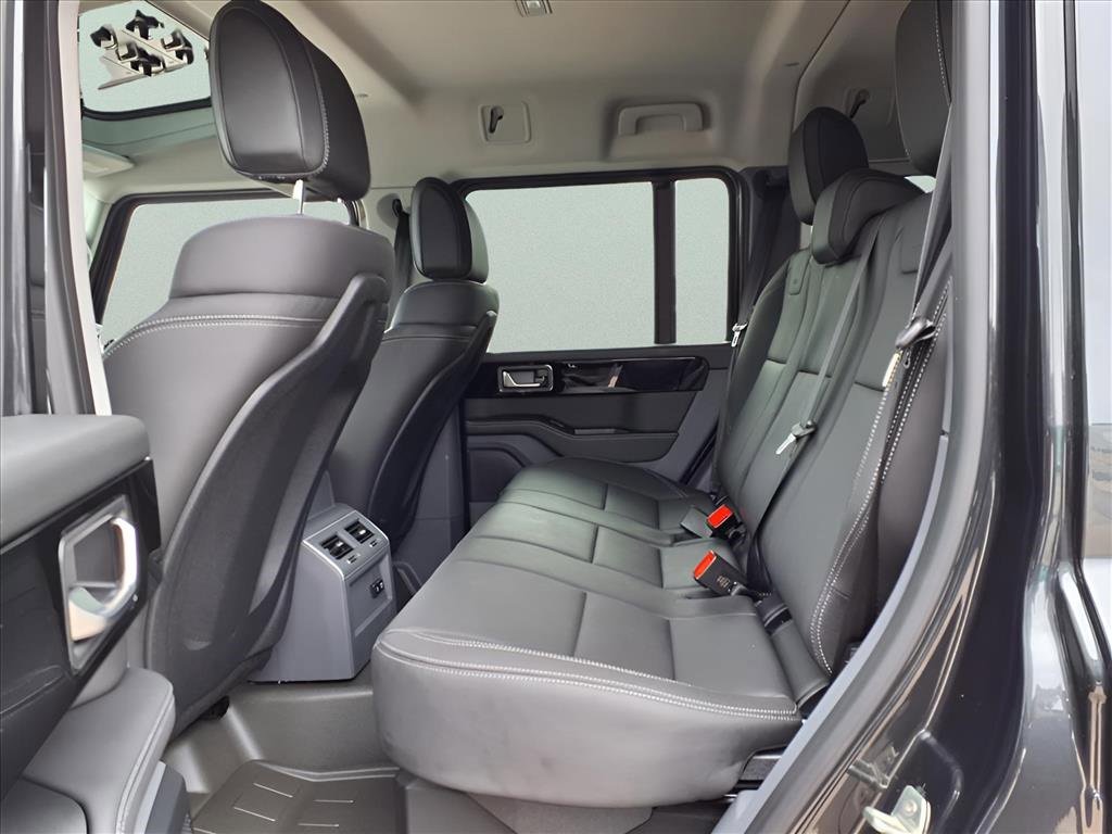 New 2024 INEOS Grenadier image 9