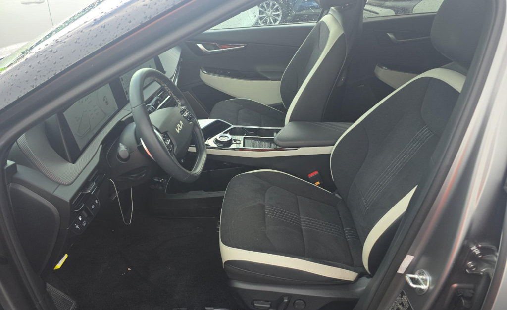 Used 2024 Kia EV6 GT-Line RWD image 10