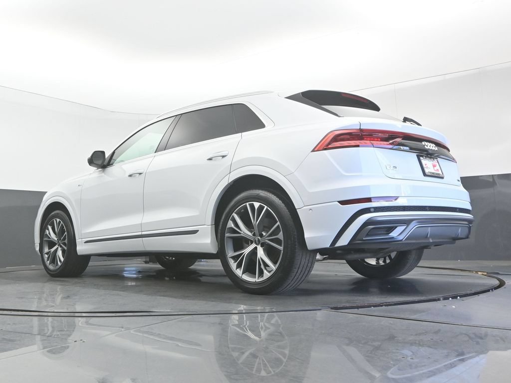 Used 2023 Audi Q8 Prestige w/ Prestige Package AWD/4WD image 31