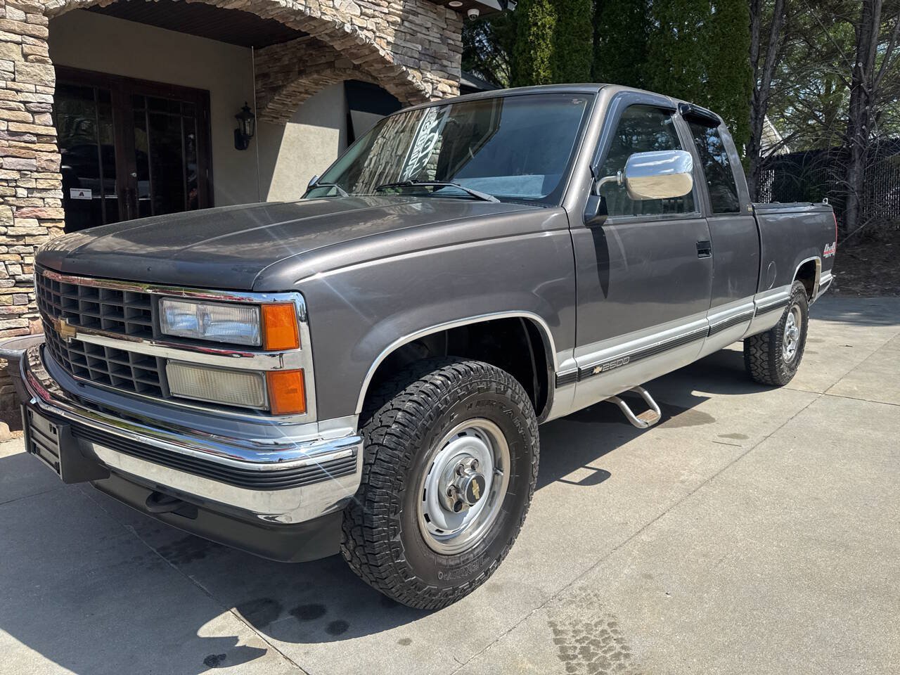 Used 1992 Chevrolet Silverado 2500 4x4 Extended Cab image 2