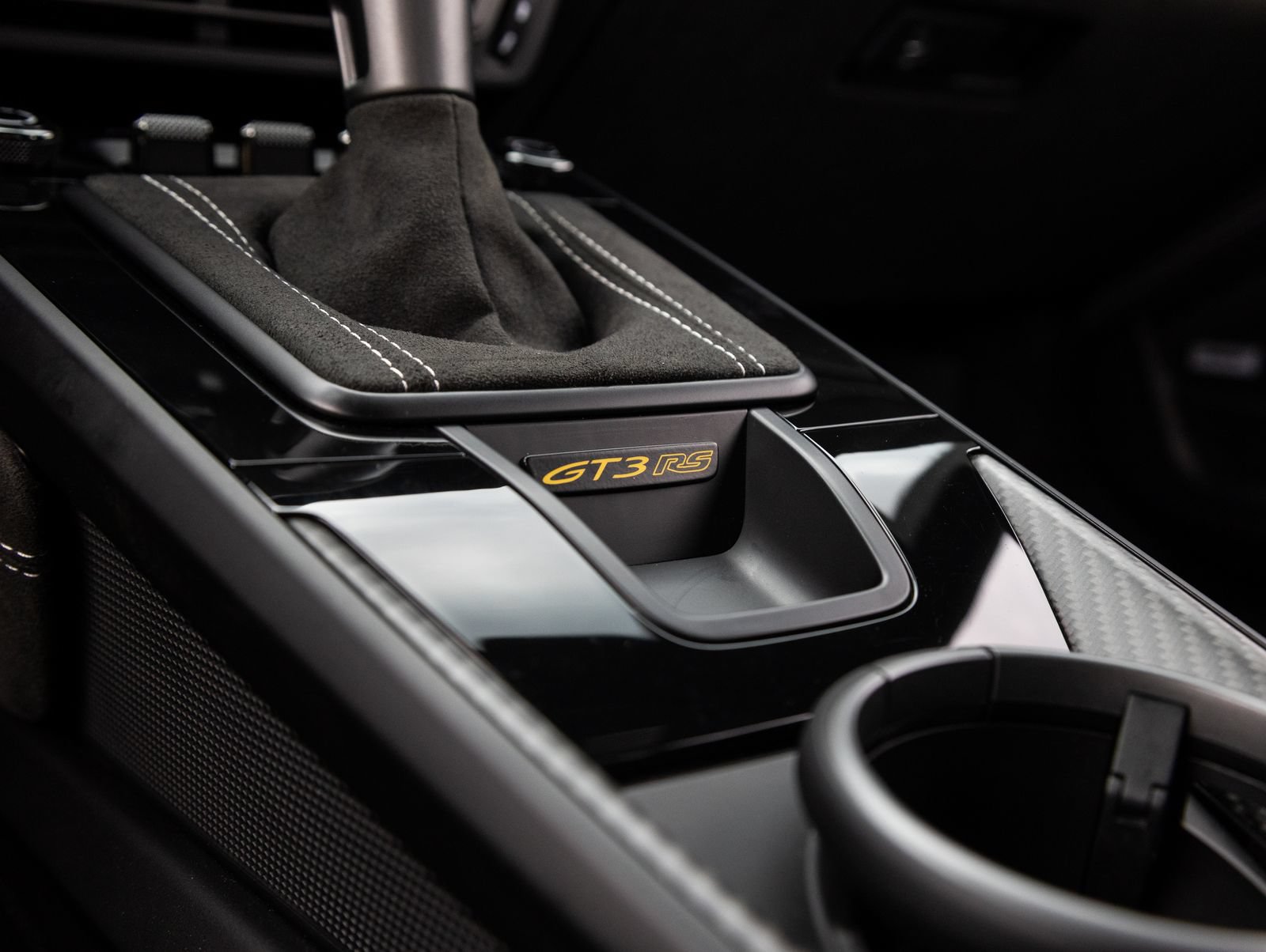 Certified 2025 Porsche 911 GT3 RS w/ Weissach Package RWD image 28