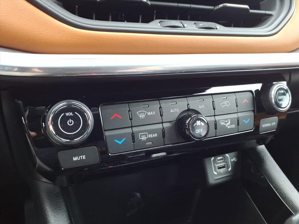 Certified 2024 Jeep Compass Limited image 15