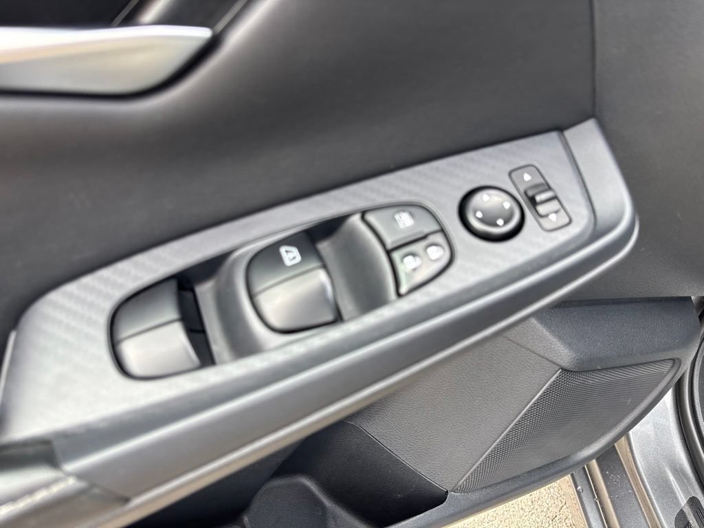 Used 2022 Nissan Sentra SV w/ Electronics Package FWD image 16