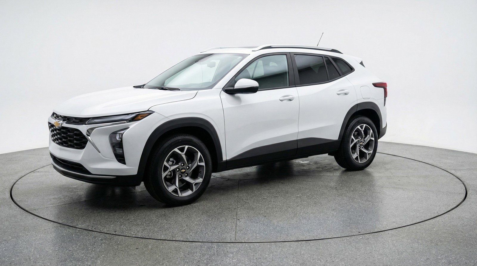 Used 2025 Chevrolet Trax LT image 3