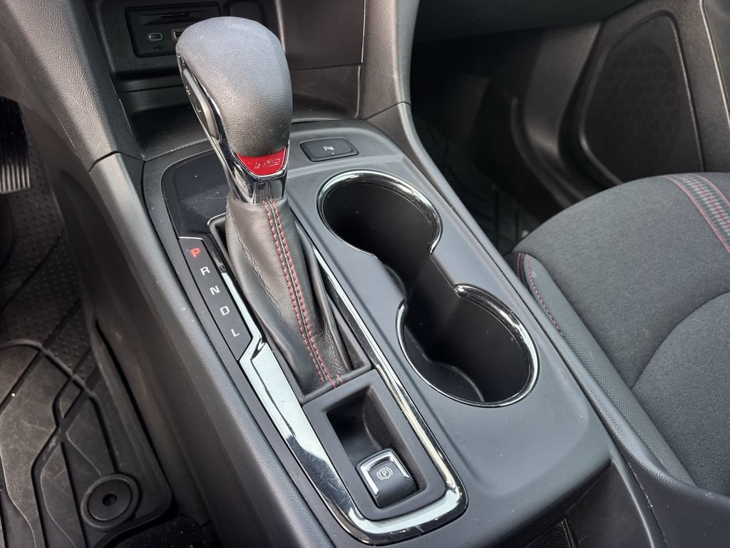 Used 2024 Chevrolet Equinox RS FWD image 18