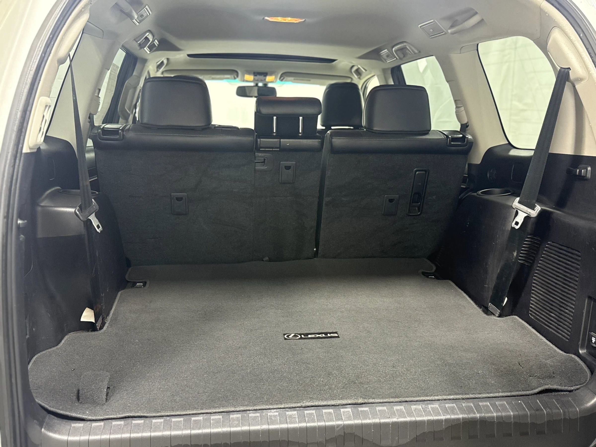 Used 2013 Lexus GX 460 image 36