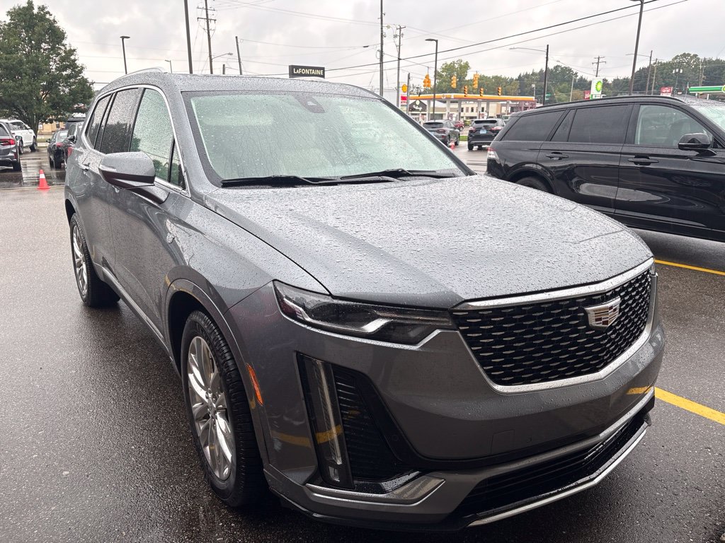 Used 2021 Cadillac XT6 Premium Luxury AWD/4WD image 7