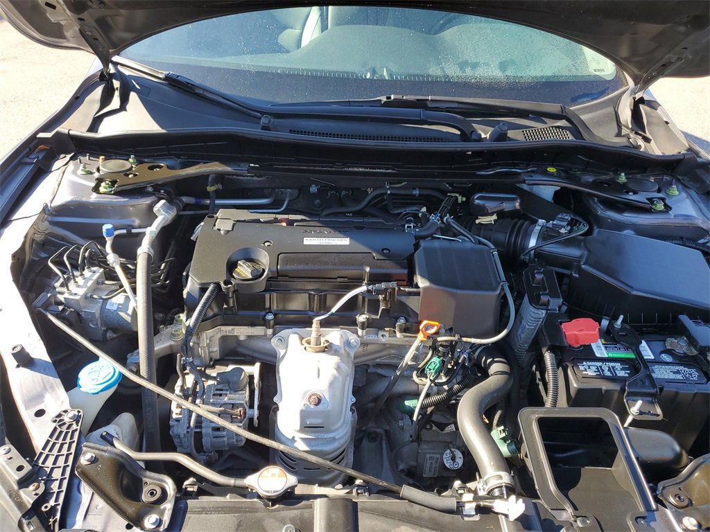 Used 2017 Honda Accord EX-L image 8