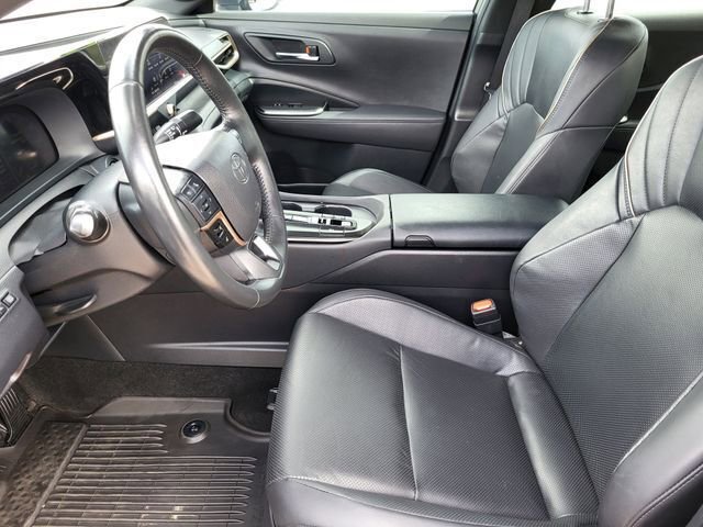 Used 2023 Toyota Crown Limited AWD/4WD image 12