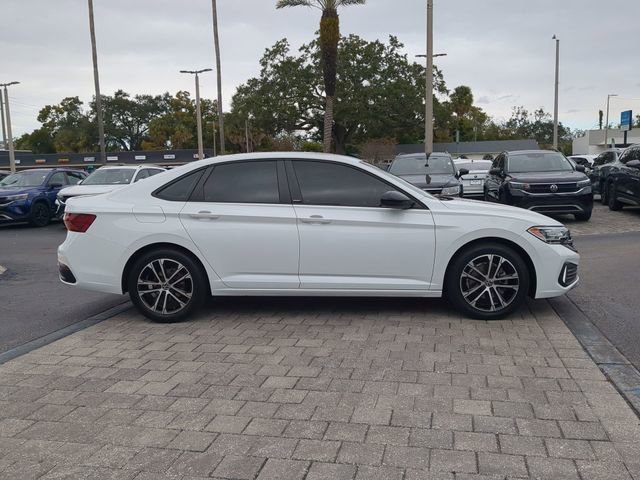 Certified 2023 Volkswagen Jetta Sport image 3