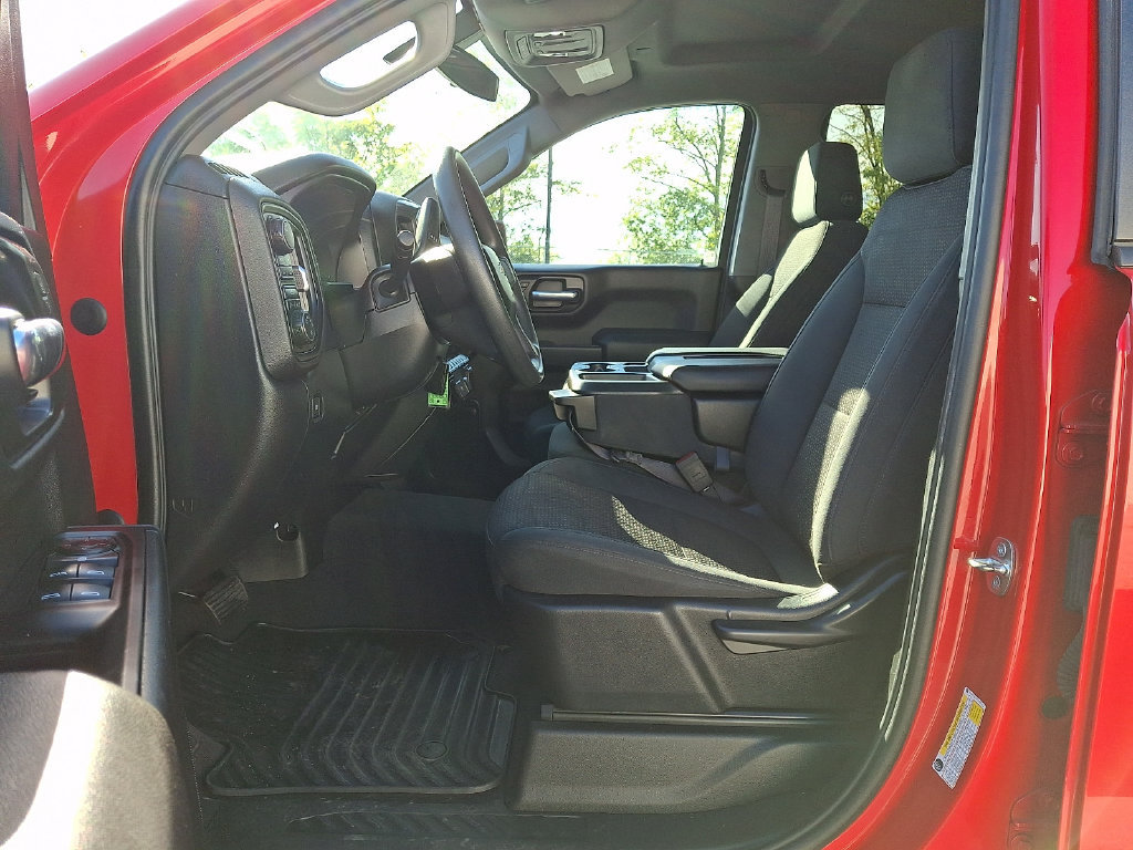 Used 2020 Chevrolet Silverado 1500 Custom w/ Custom Value Package AWD/4WD image 15