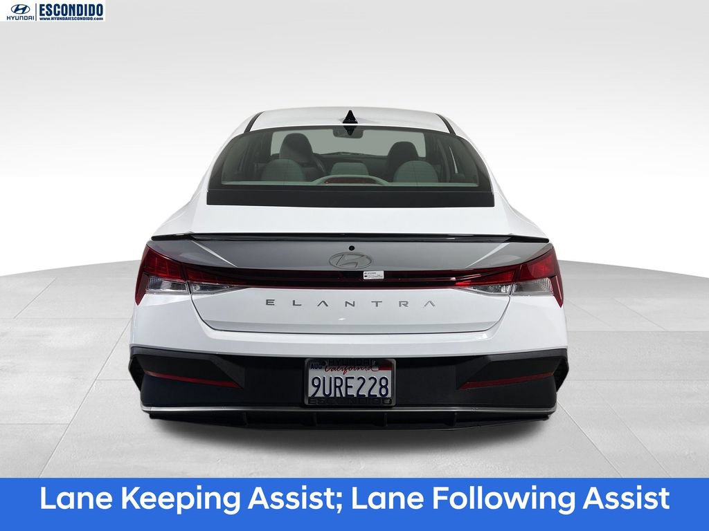 Certified 2025 Hyundai Elantra Sport FWD image 4