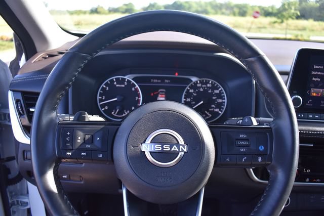 Used 2023 Nissan Rogue SV AWD/4WD image 28