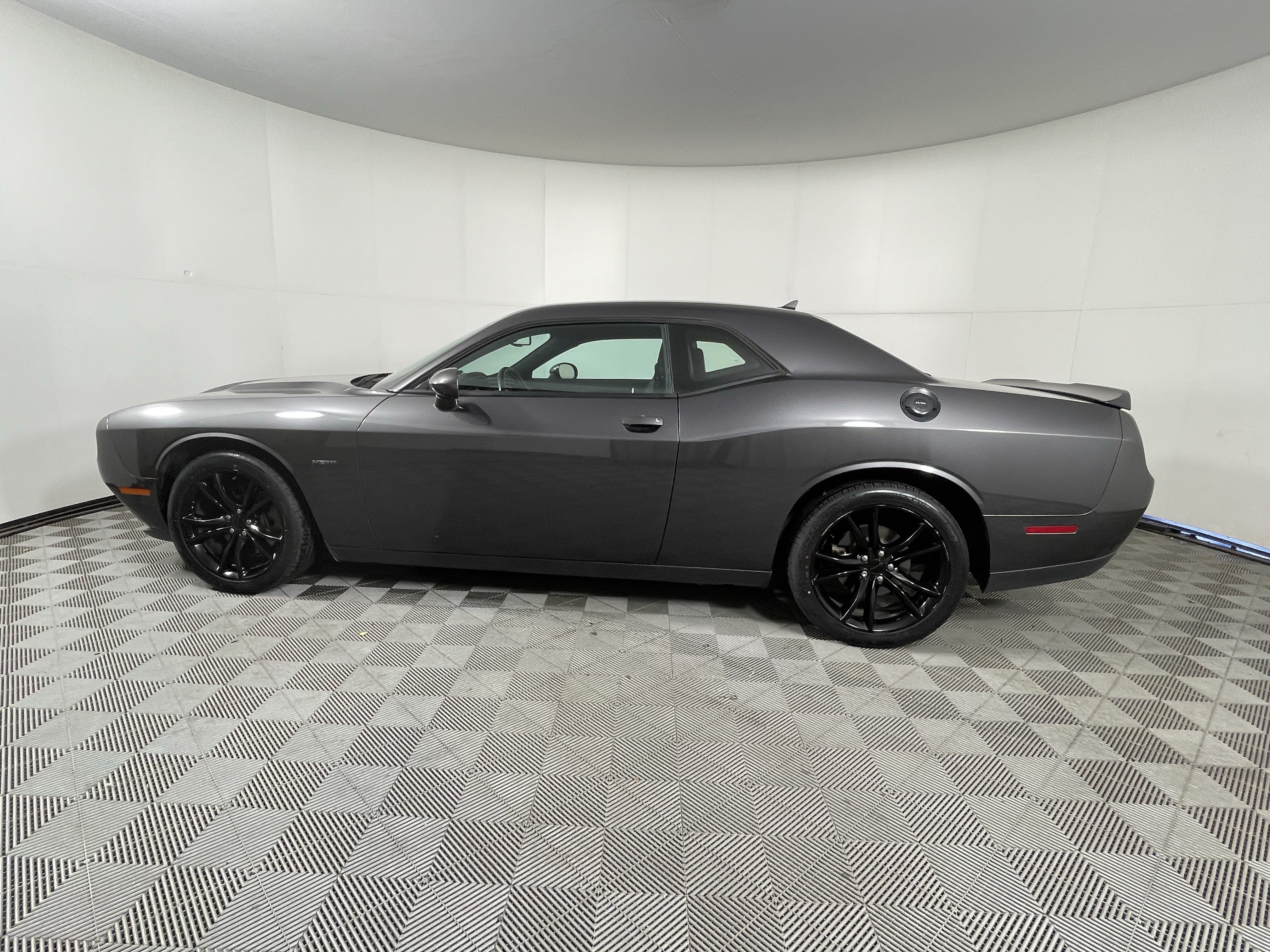 Used 2016 Dodge Challenger R/T Plus RWD image 2