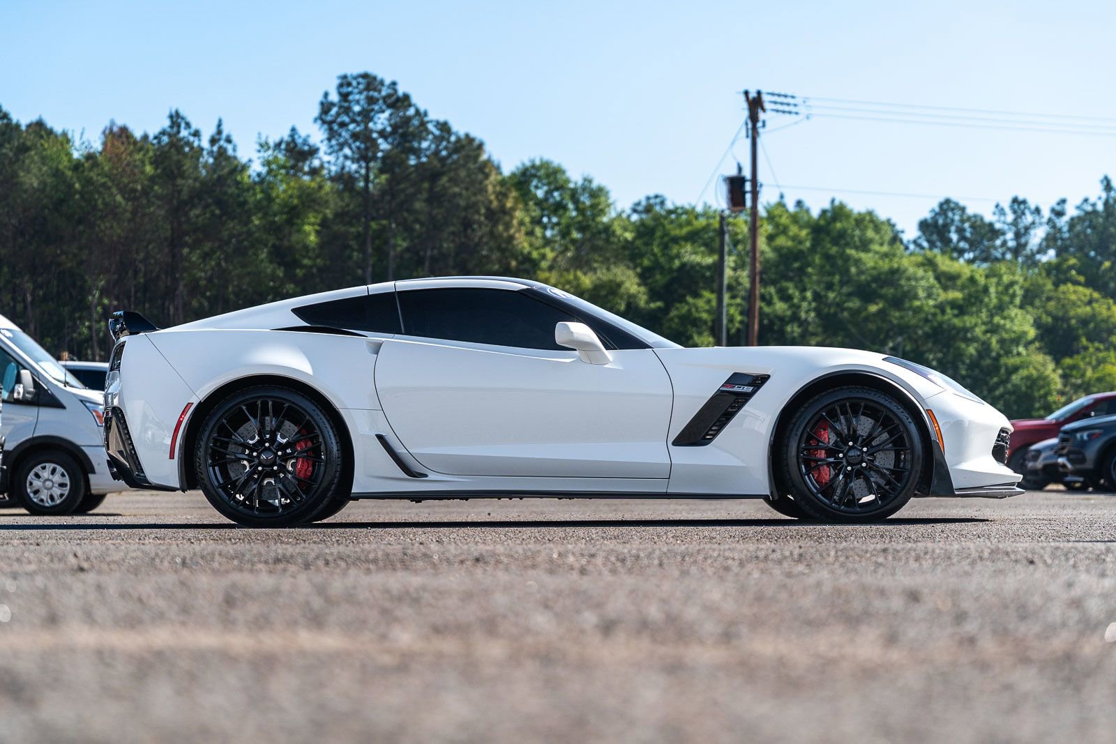Used 2019 Chevrolet Corvette Z06 RWD image 11