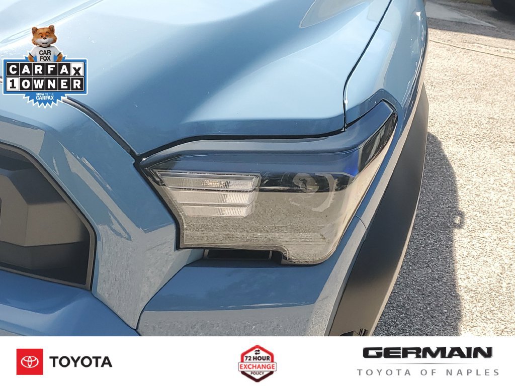 Certified 2025 Toyota 4Runner SR5 AWD/4WD image 15