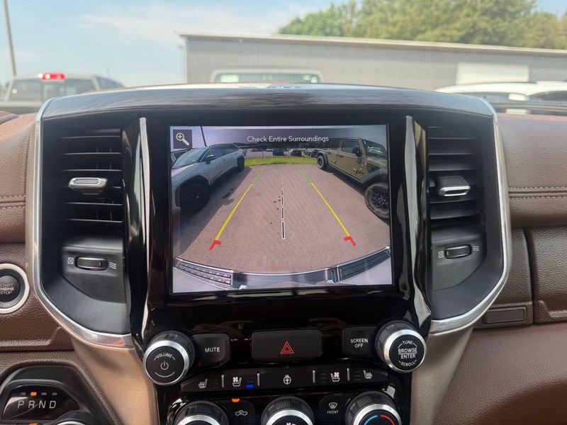Used 2019 RAM 1500 Laramie AWD/4WD image 11