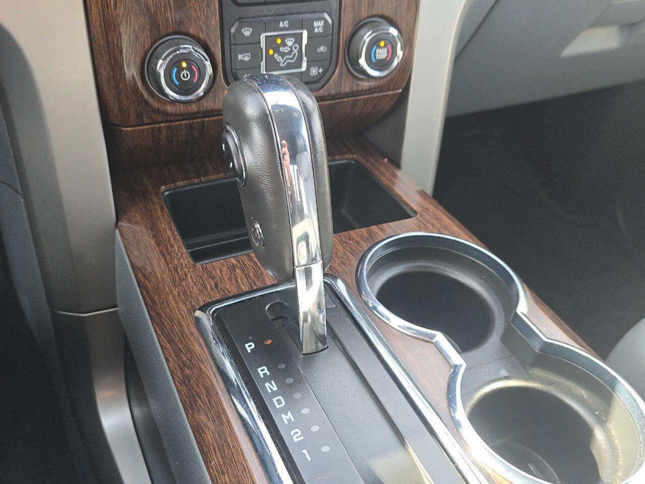 Used 2013 Ford F150 Lariat w/ Lariat Chrome Pkg image 31