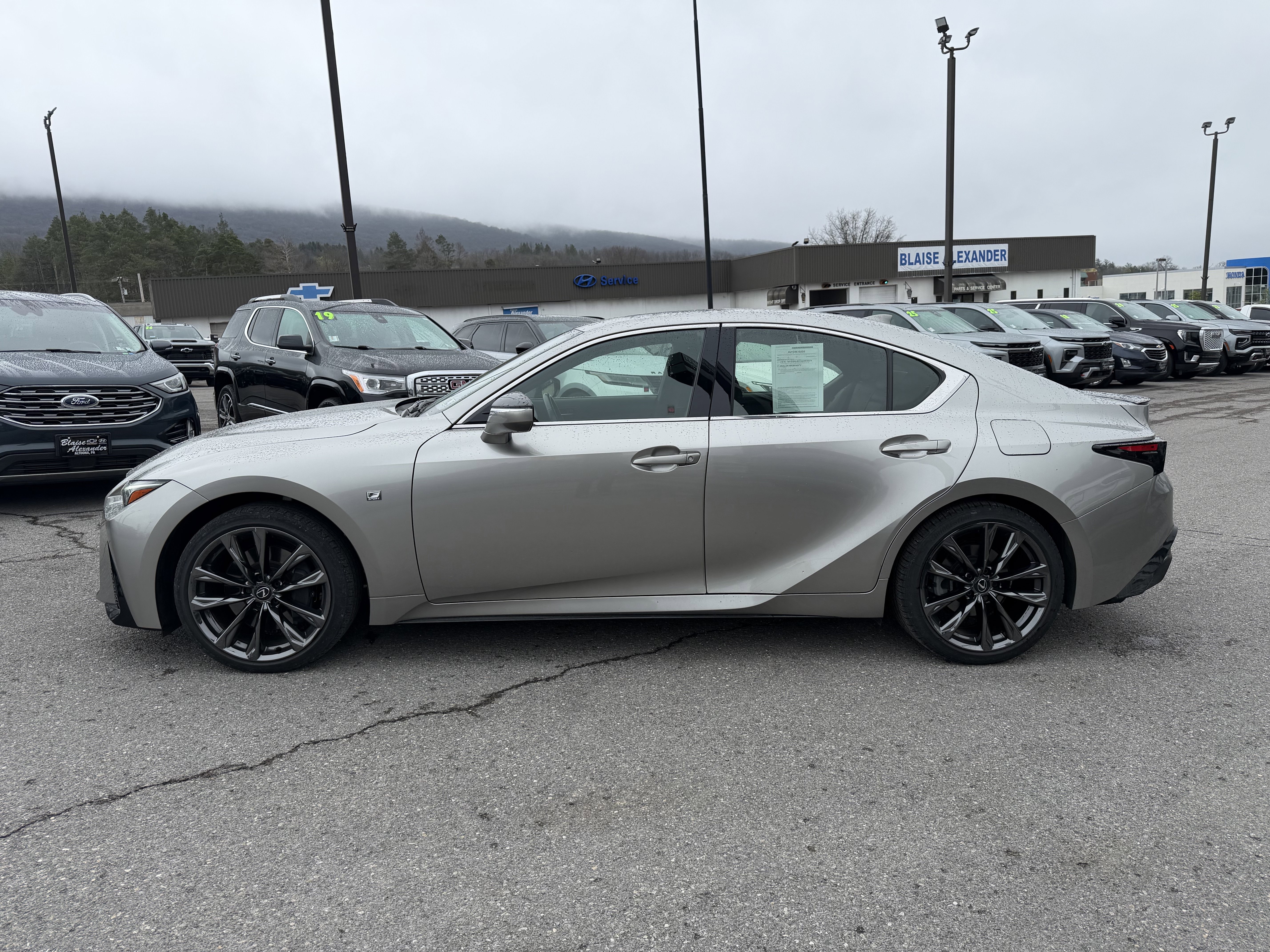 Used 2023 Lexus IS 350 F Sport image 12
