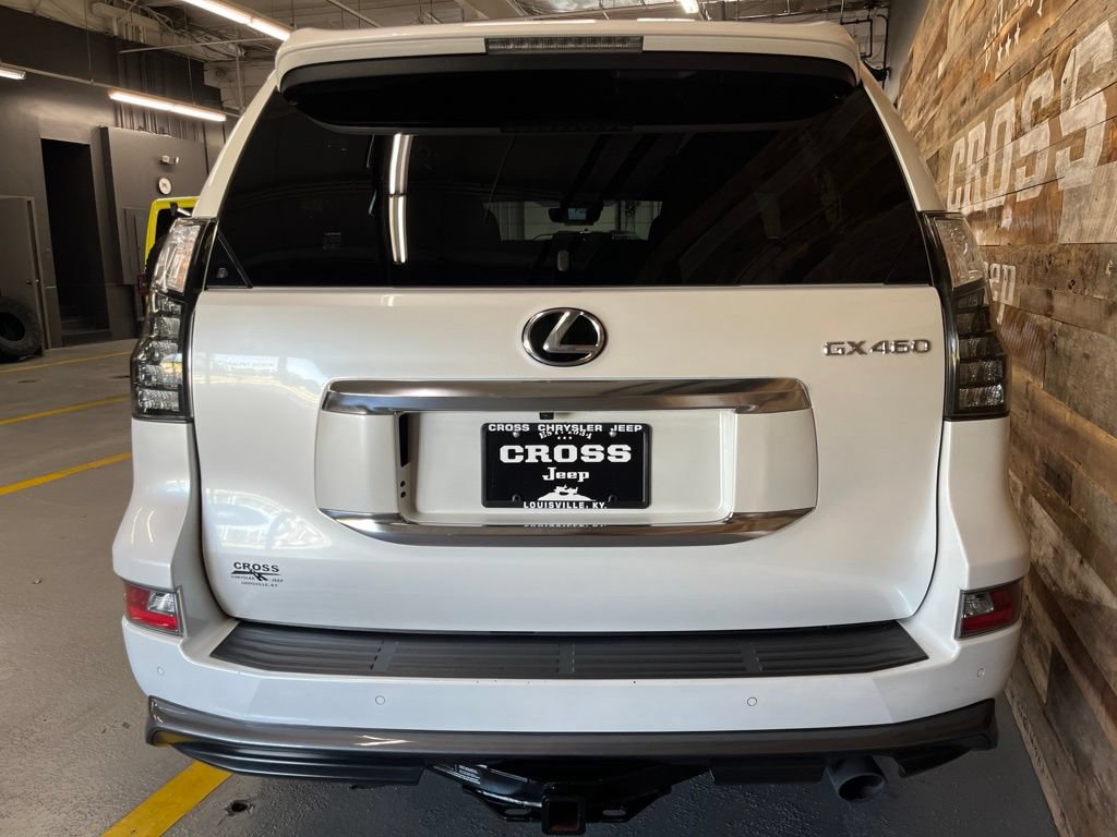 Used 2023 Lexus GX 460 Premium w/ Accessory Package AWD/4WD image 21