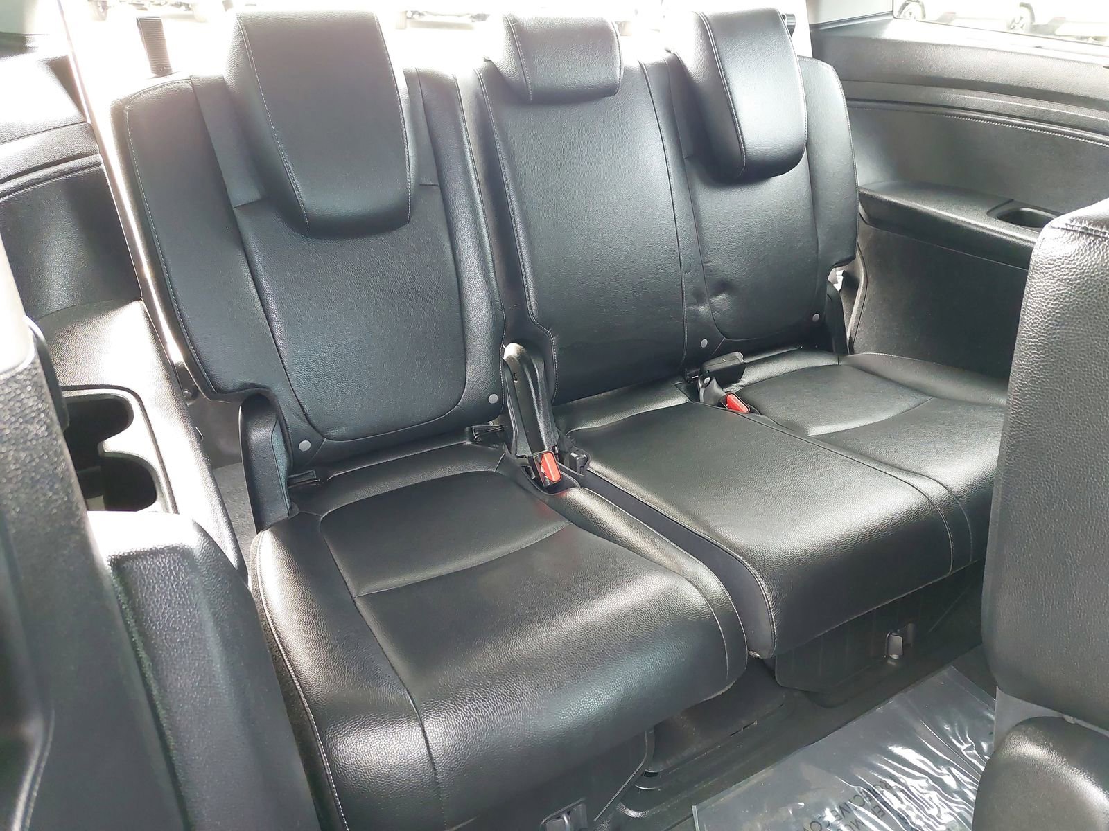 Certified 2024 Honda Odyssey Touring image 12