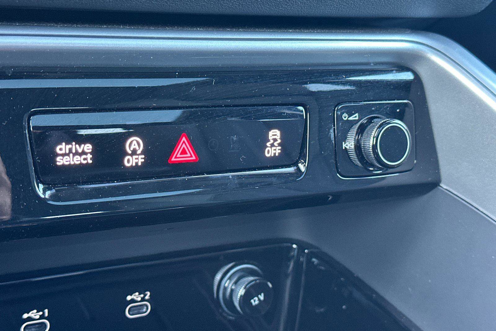 Used 2025 Audi Q5 Premium Plus w/ Premium Plus image 21