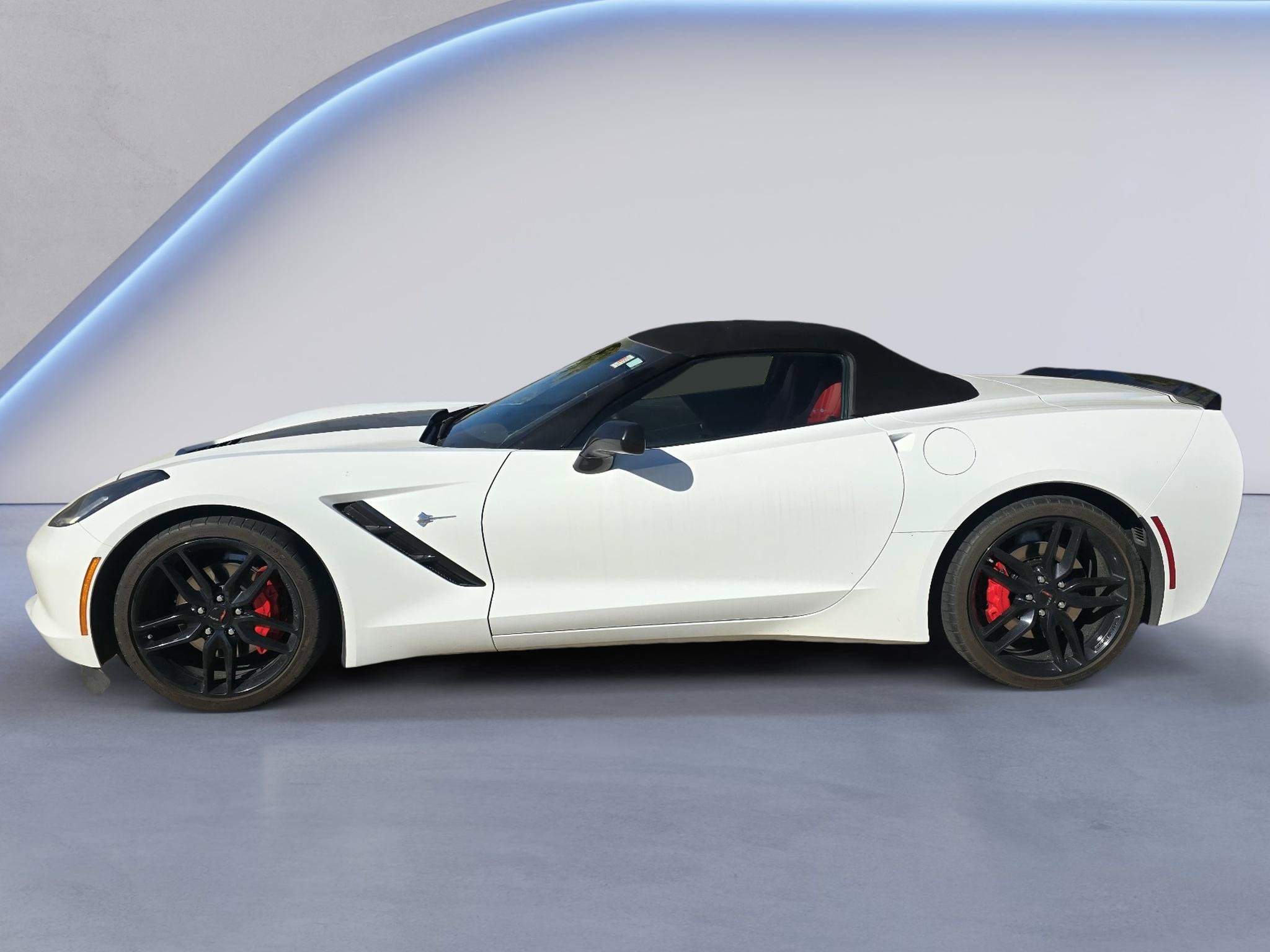 Used 2016 Chevrolet Corvette Stingray Convertible w/ Battery Protection Package RWD image 2