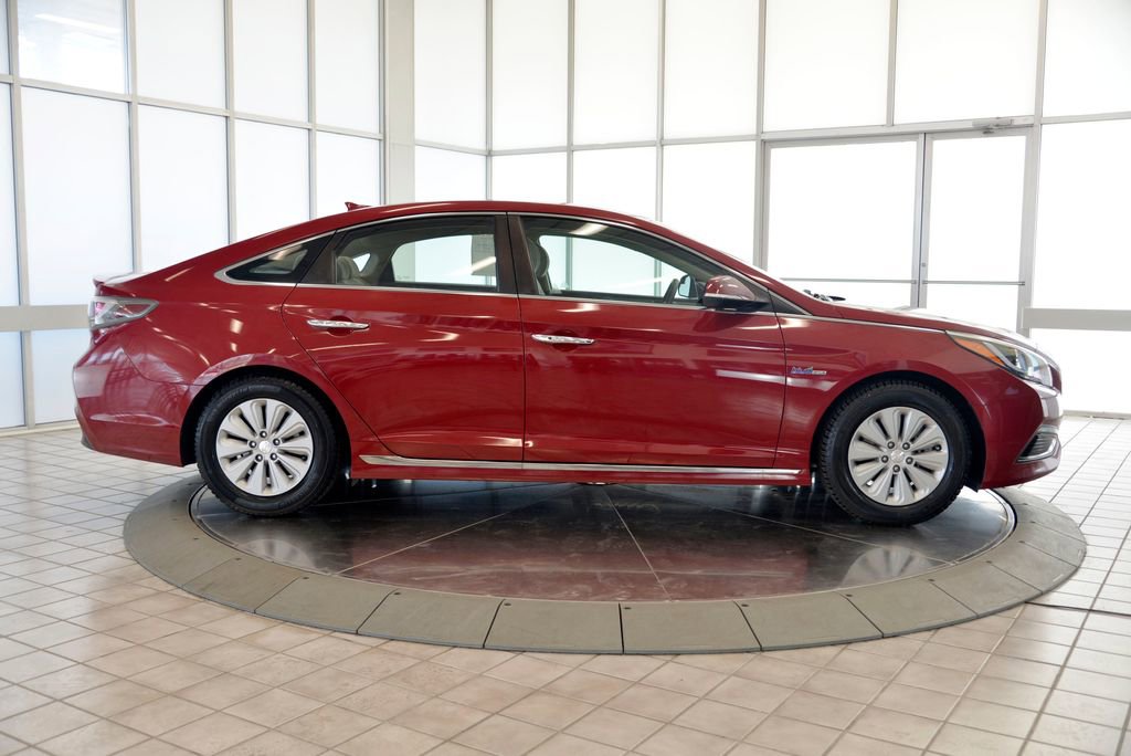 Used 2016 Hyundai Sonata SE FWD image 9