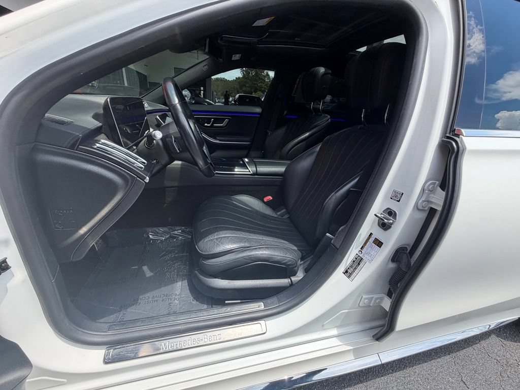 Used 2022 Mercedes-Benz S 500 4MATIC w/ AMG Line Package image 30