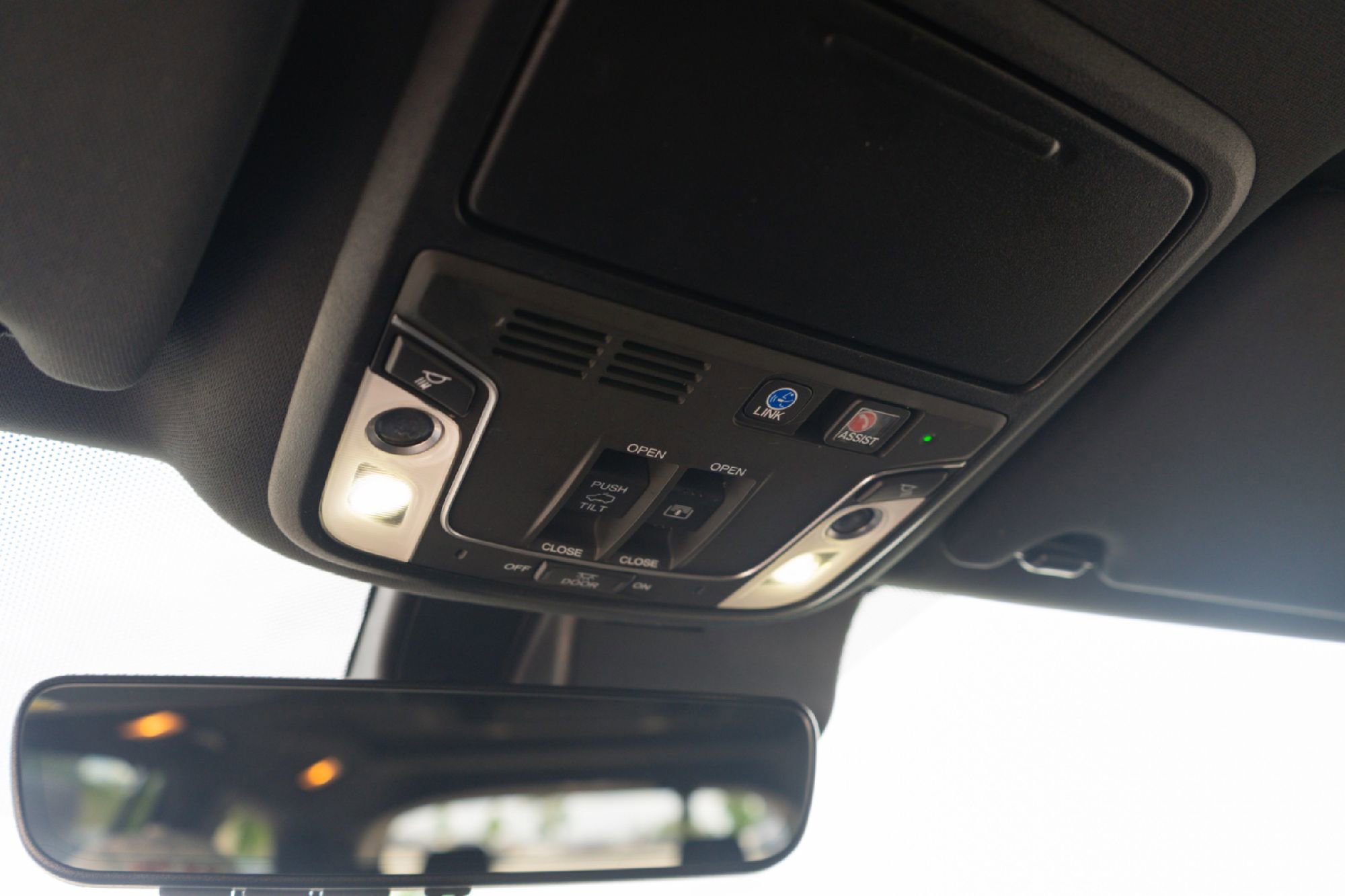 Used 2020 Honda Pilot Black Edition image 17