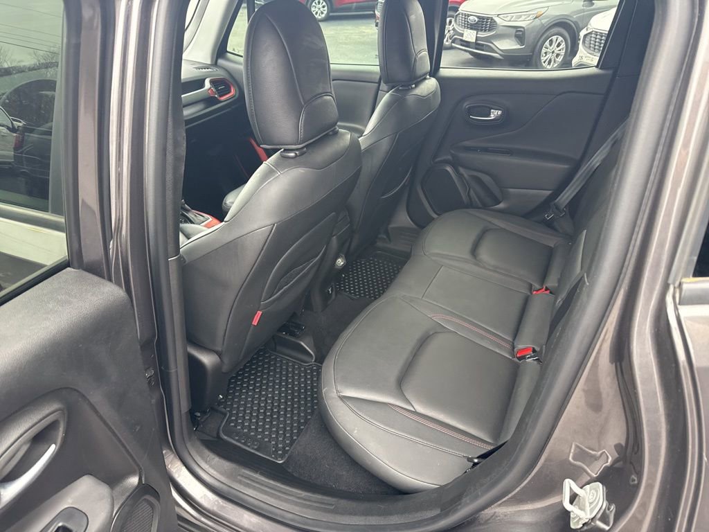 Used 2020 Jeep Renegade Trailhawk w/ Premium Leather Group image 13
