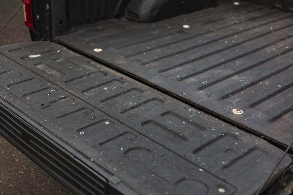 Used 2018 Ford F150 Platinum w/ Technology Package AWD/4WD image 10