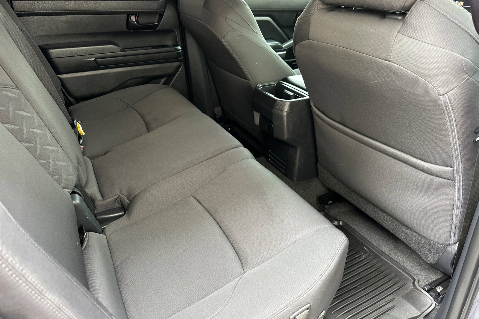 Used 2025 Toyota Tacoma SR5 AWD/4WD image 18