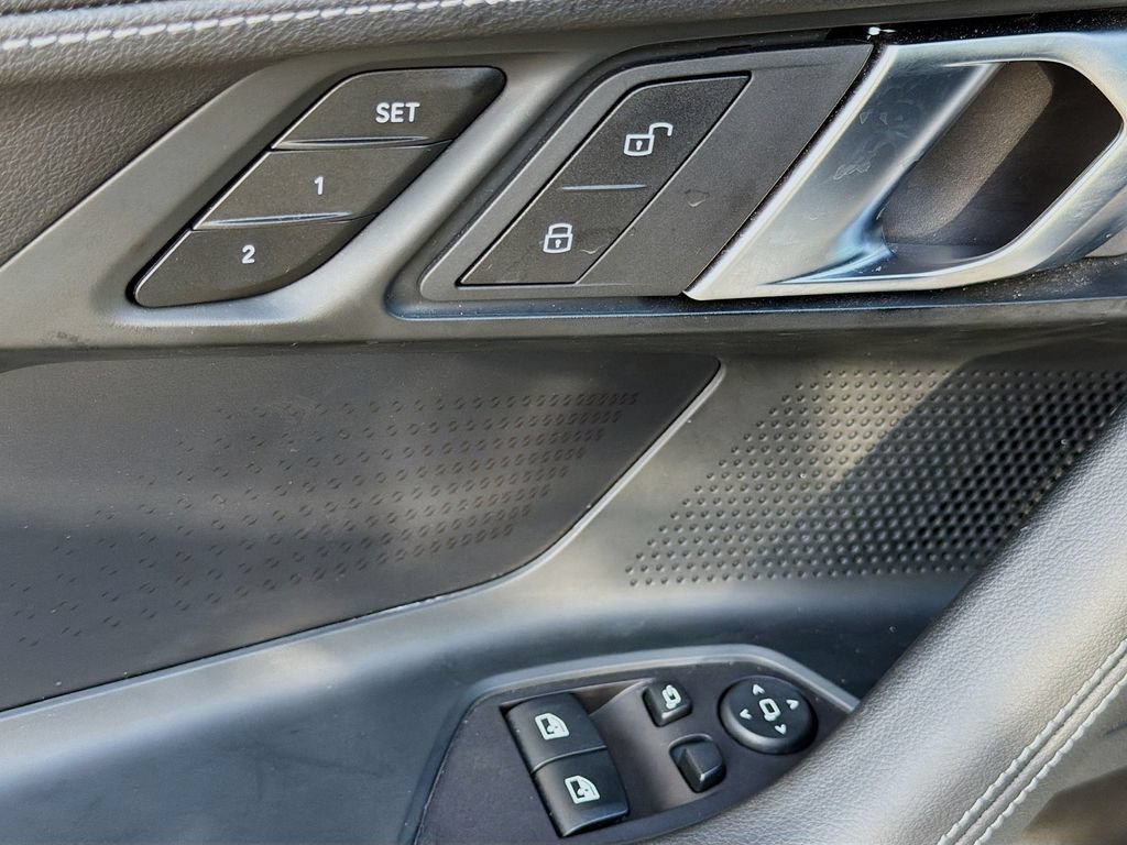 Used 2024 BMW 230i Coupe w/ Premium Package RWD image 22