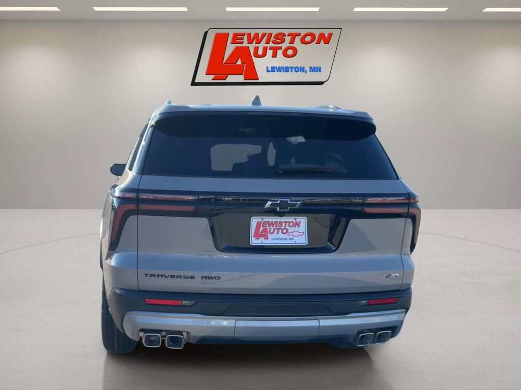 New 2026 Chevrolet Traverse Z71 w/ Driver Confidence Package image 4