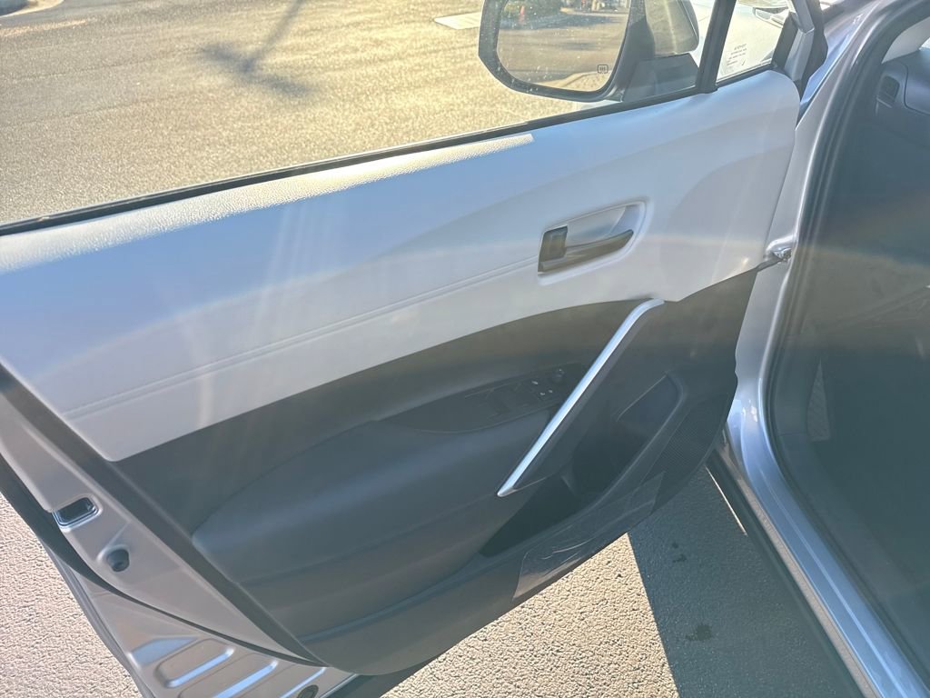 New 2026 Toyota Corolla Cross L image 9