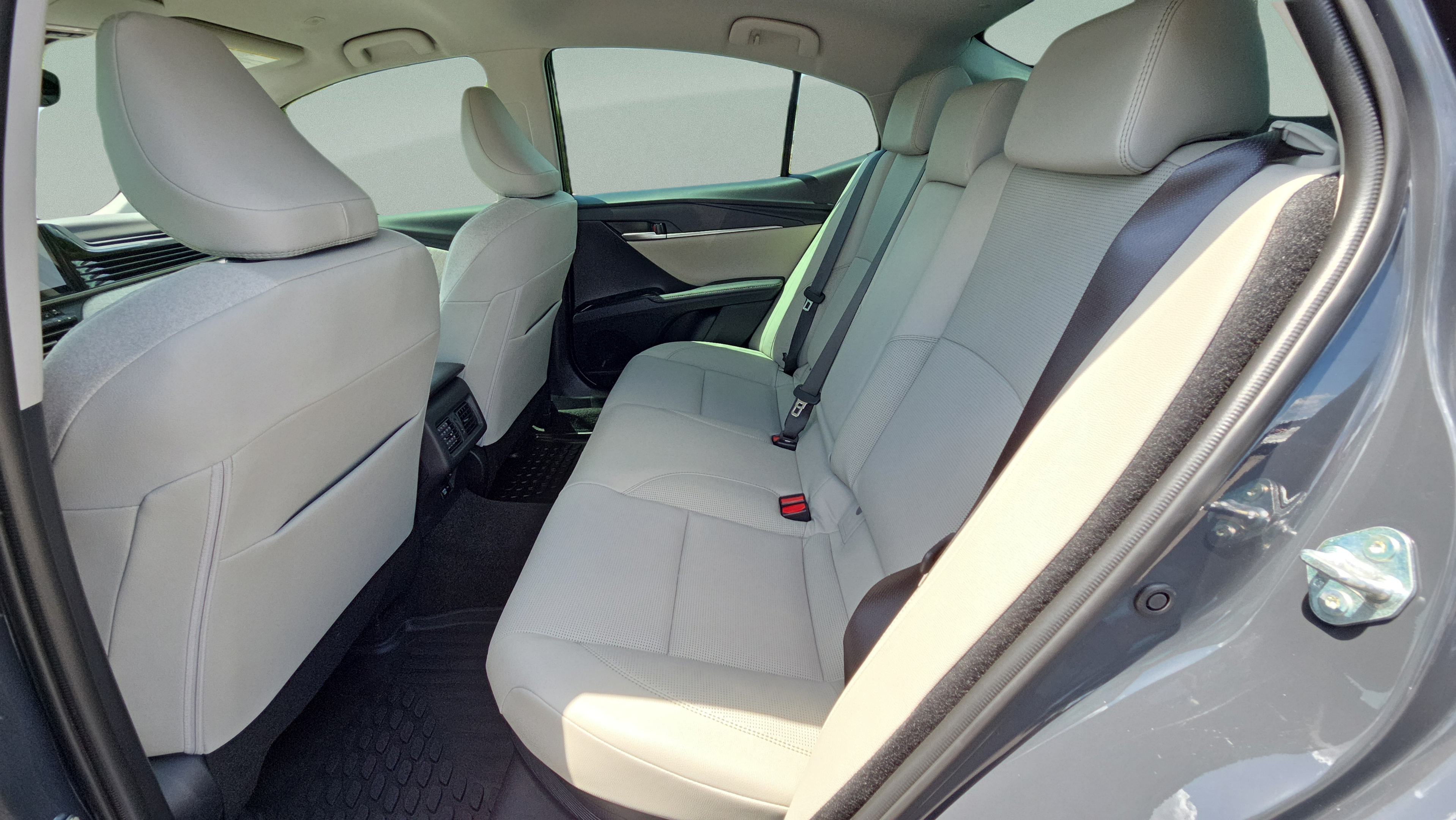 Certified 2026 Toyota Camry XLE FWD image 10