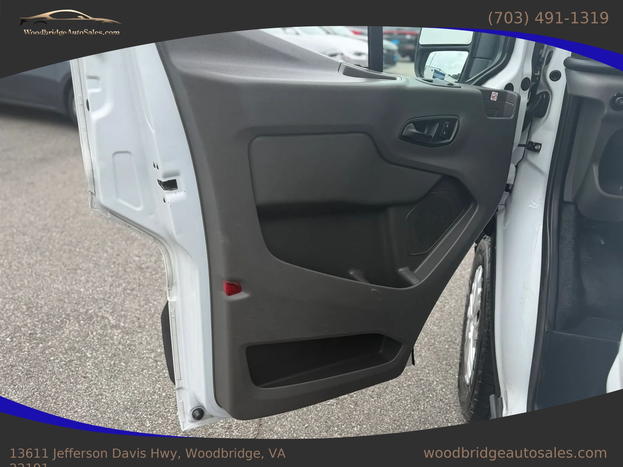 Used 2020 Ford Transit 250 Low Roof w/ Load Area Protection Package RWD image 8