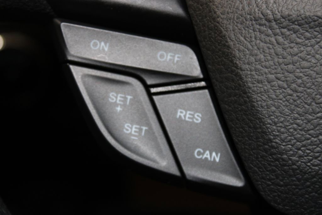 Used 2021 Ford EcoSport SE w/ SE Convenience Package FWD image 33