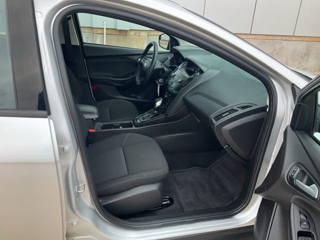 Used 2018 Ford Focus SE image 29