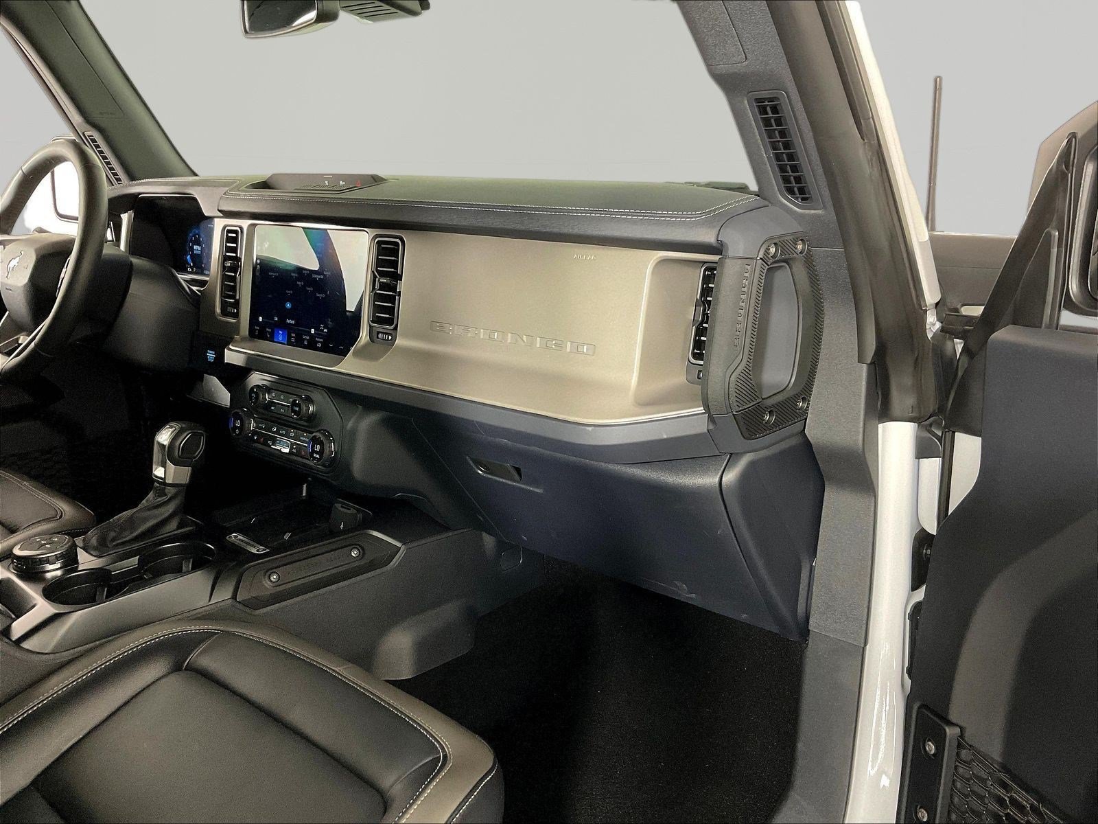 Used 2025 Ford Bronco Outer Banks AWD/4WD image 26