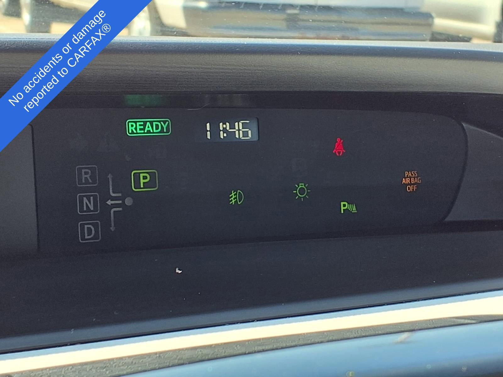 Used 2022 Toyota Prius Limited w/ Premium Convenience Package FWD image 28