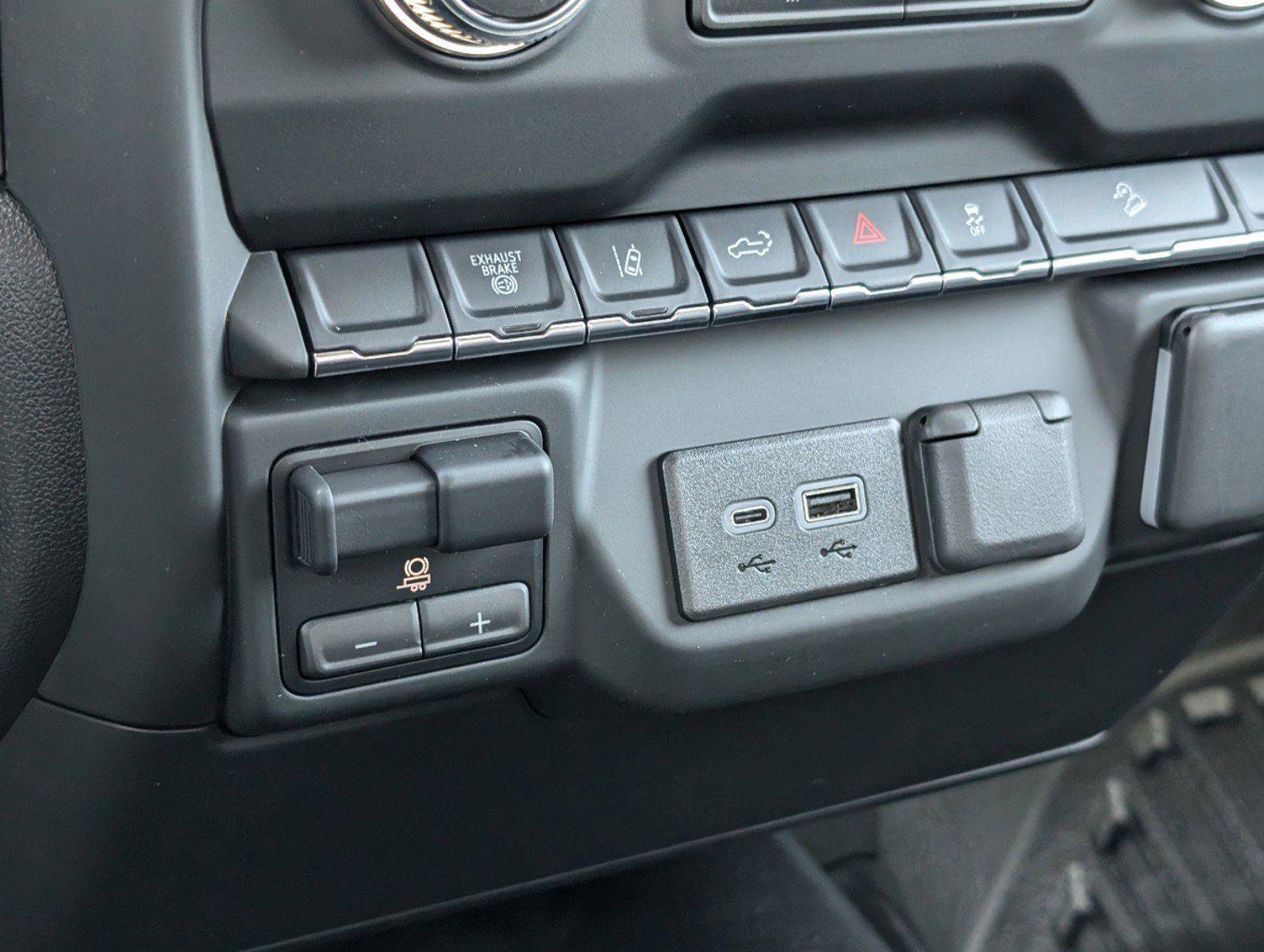 New 2025 GMC Sierra 2500 Pro w/ Convenience Package image 22