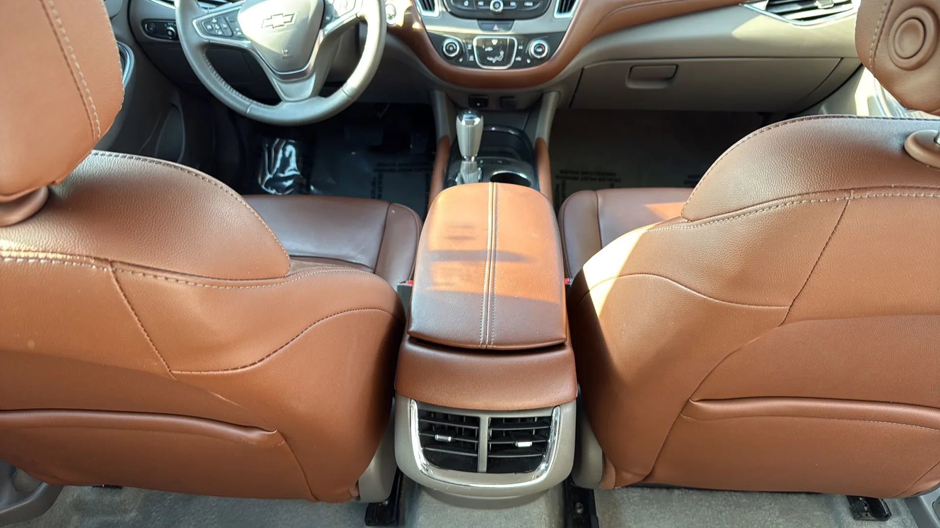 Used 2017 Chevrolet Malibu LT w/ Leather Package image 28