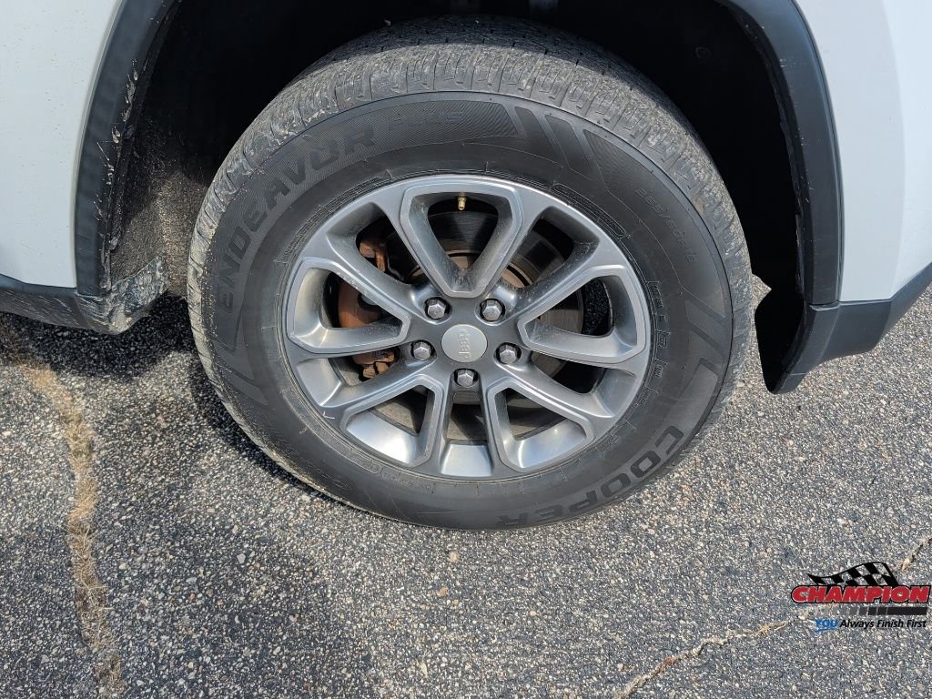 Used 2014 Jeep Grand Cherokee Limited image 9