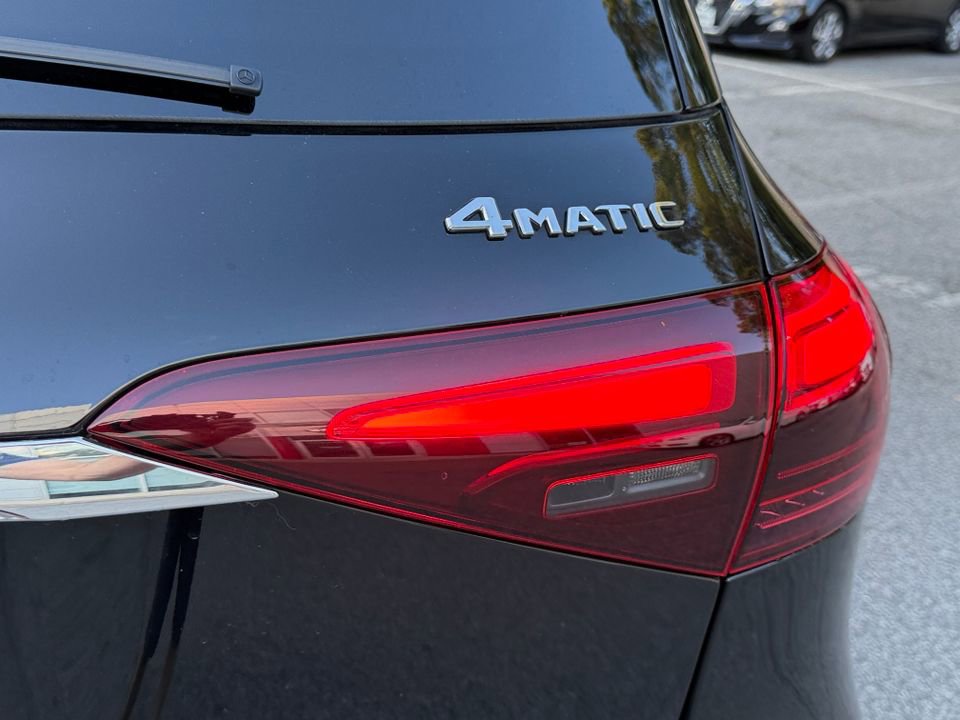 Used 2024 Mercedes-Benz GLE 450e 4MATIC image 37