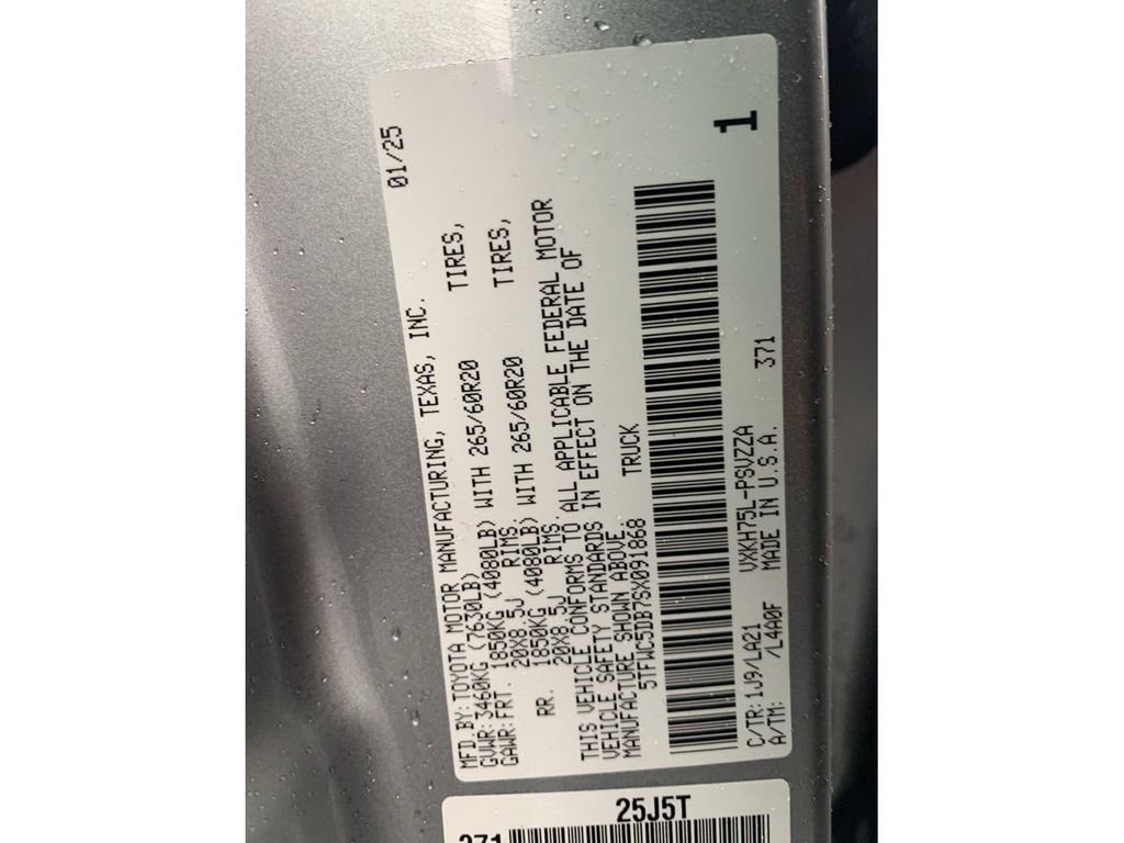 New 2025 Toyota Tundra Platinum image 31