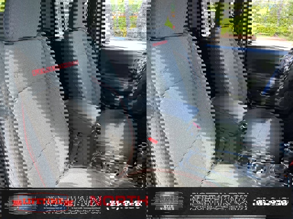 New 2025 Jeep Gladiator Rubicon w/ Convenience Group image 25