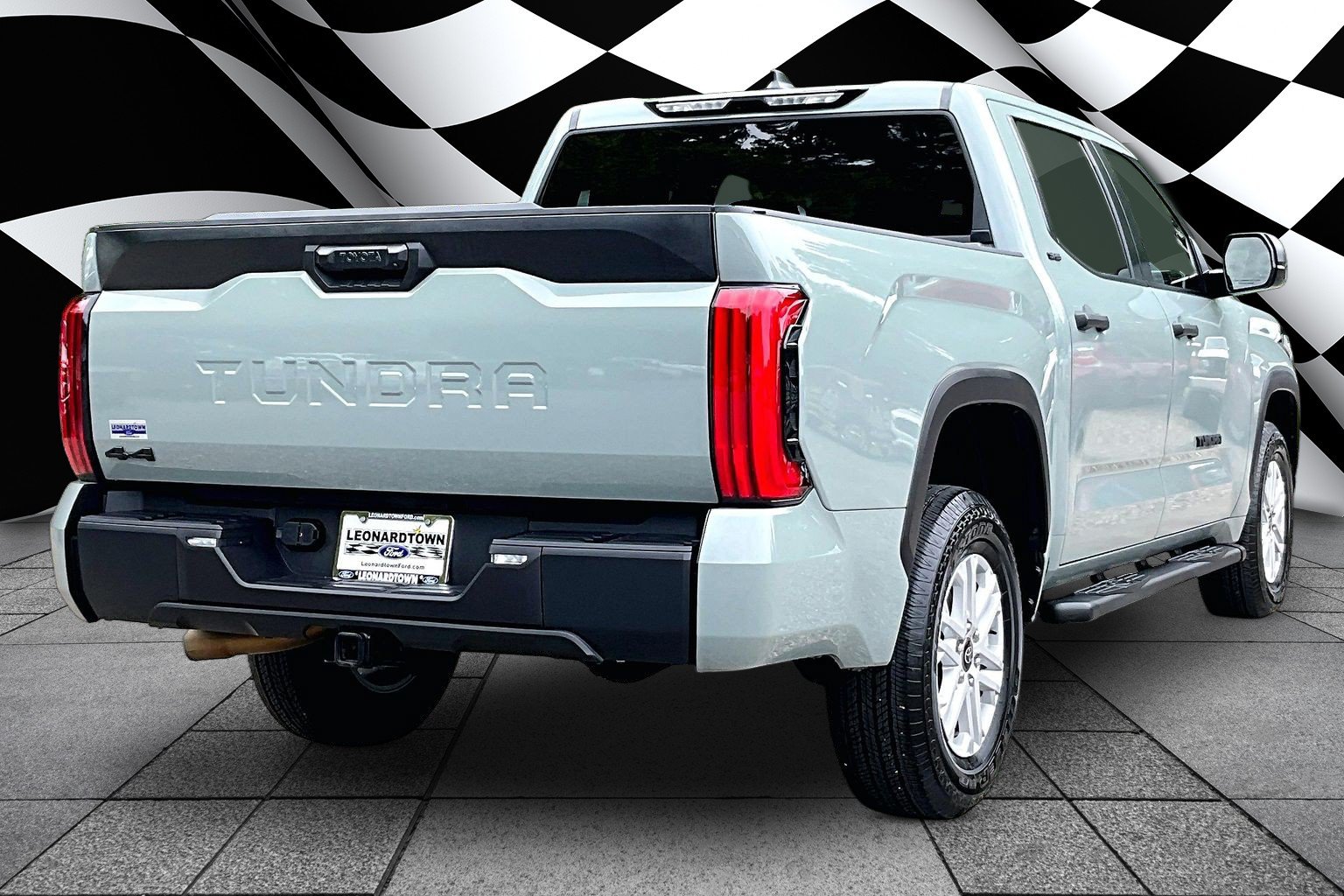 Used 2026 Toyota Tundra SR5 AWD/4WD image 2