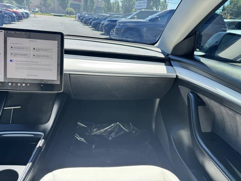 Used 2021 Tesla Model 3 Performance AWD/4WD image 13